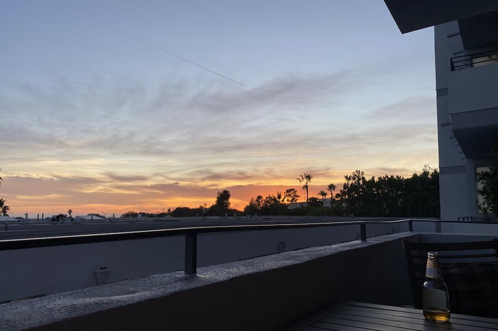 Photo of Patio Balcony in Pacific Palisades