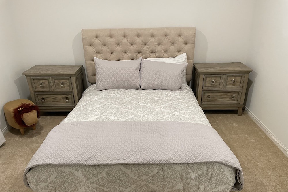 Photo of Bedroom in Canyon Country