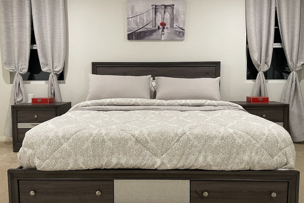 Photo of Bedroom in Canyon Country