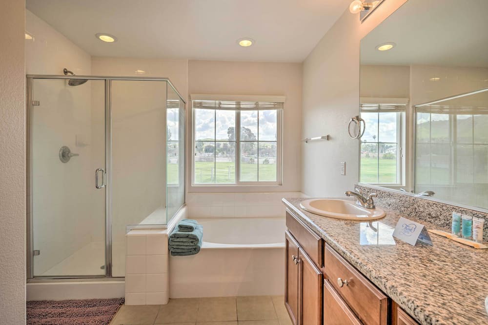 Photo of Bathroom in Riverside