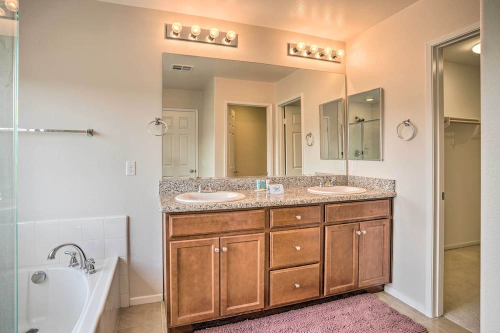 Photo of Bathroom in Riverside