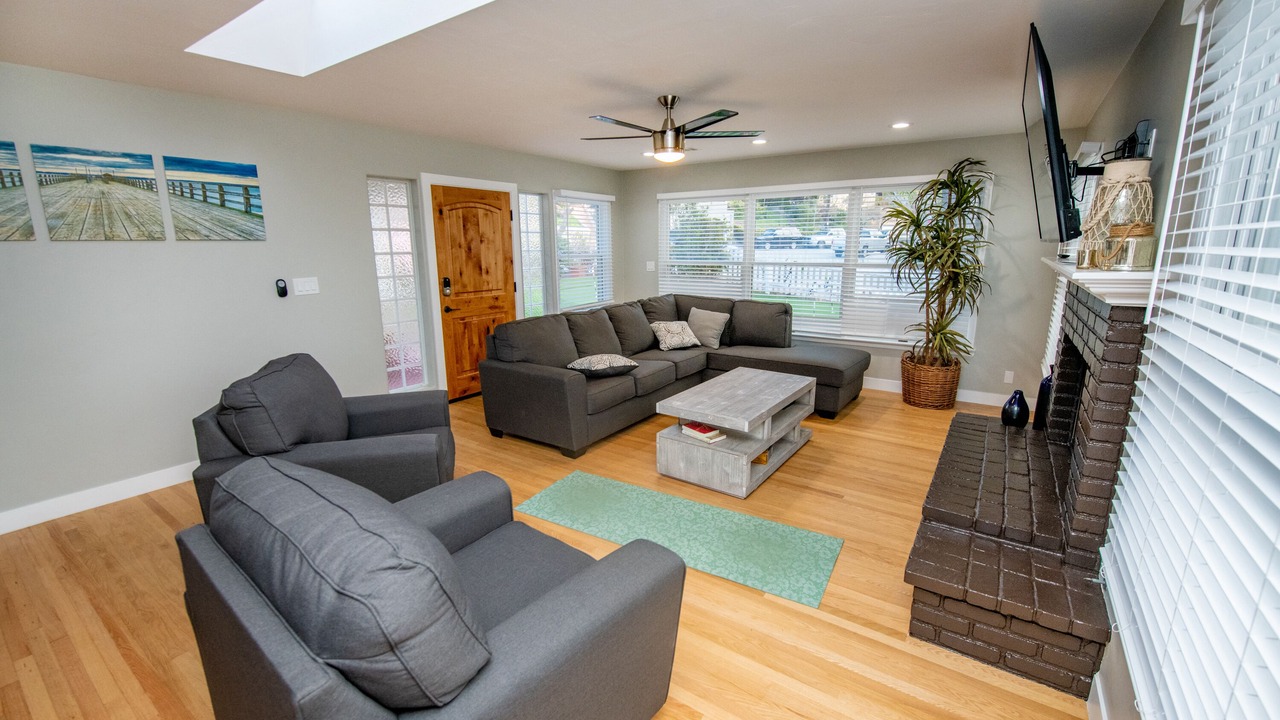 Photo of Livingroom in Point Loma