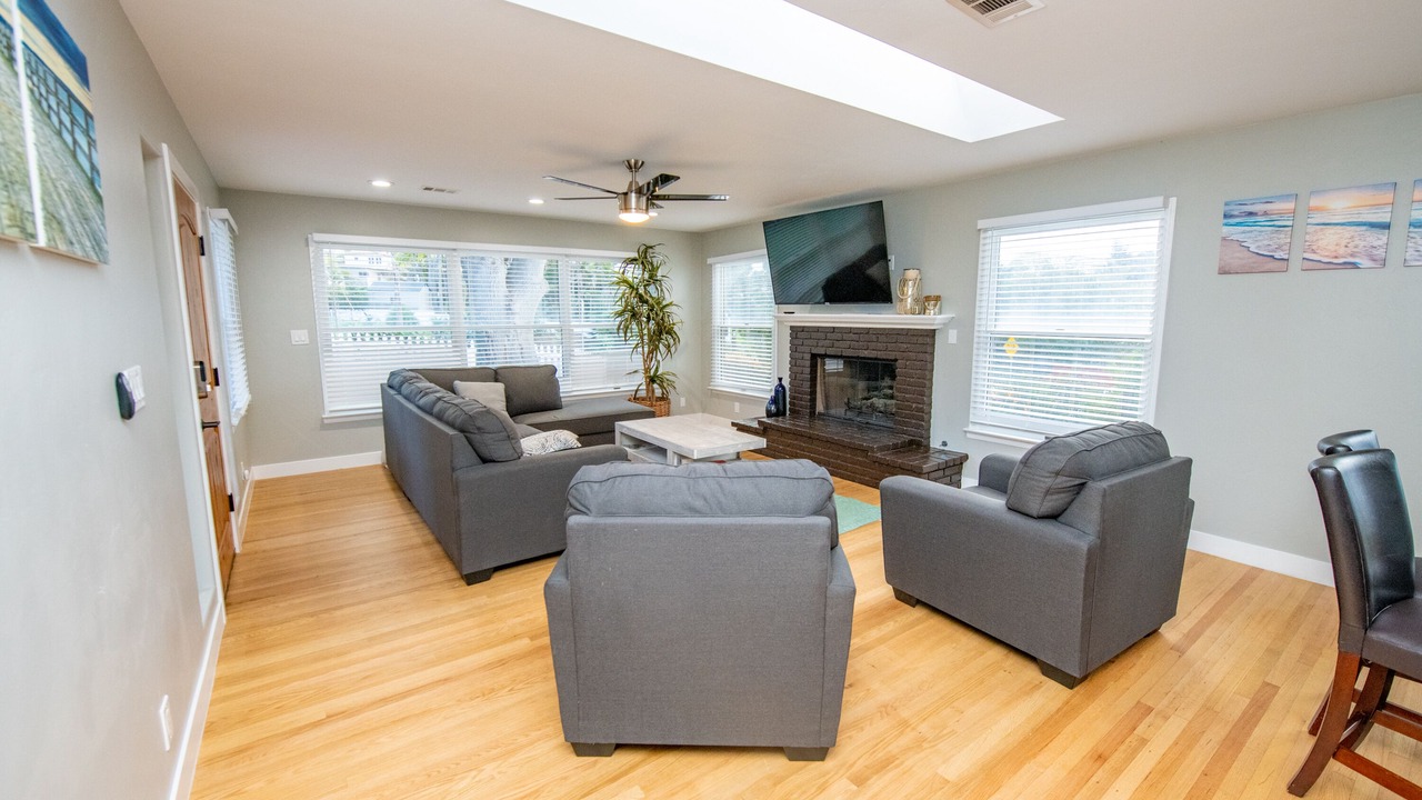 Photo of Livingroom in Point Loma