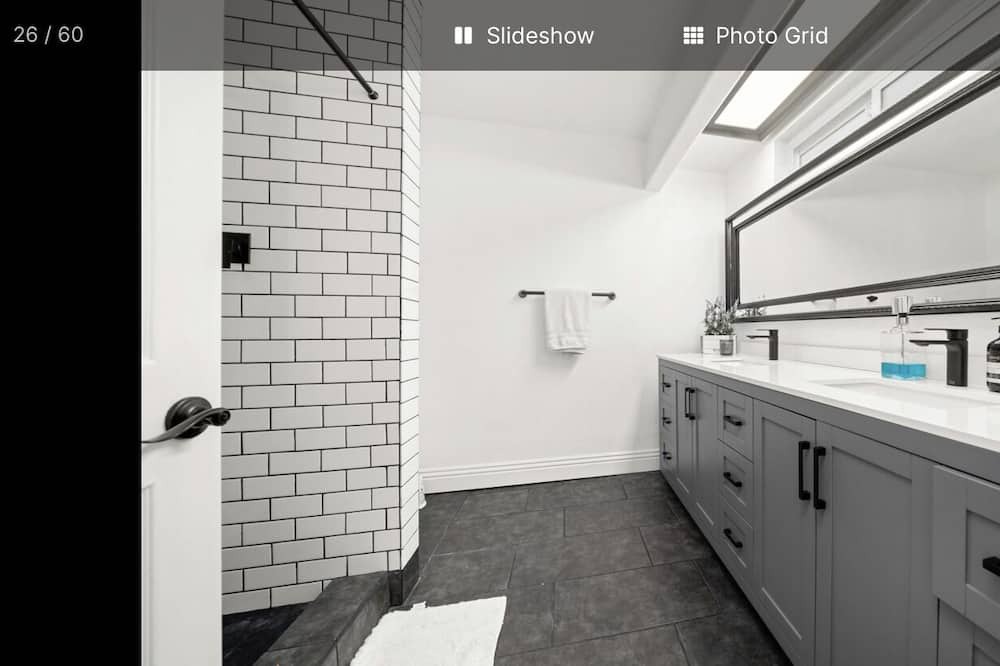 Photo of Bathroom in Canyon Lake
