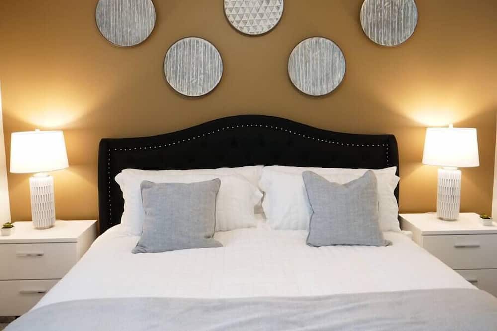 Photo of Bedroom in Arlington South