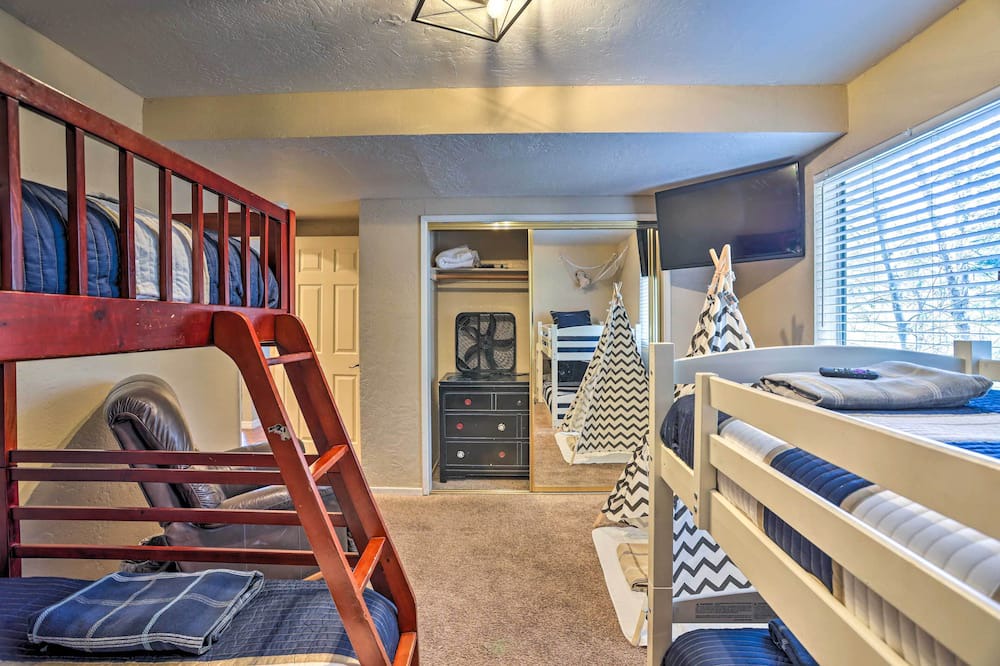 Photo of Others in Arrowhead Villas