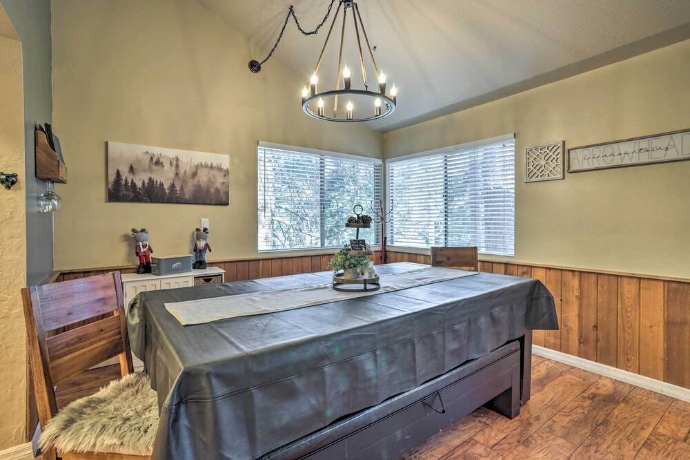 Photo of Bedroom in Arrowhead Villas