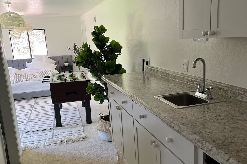 Photo of Bathroom in Groveland