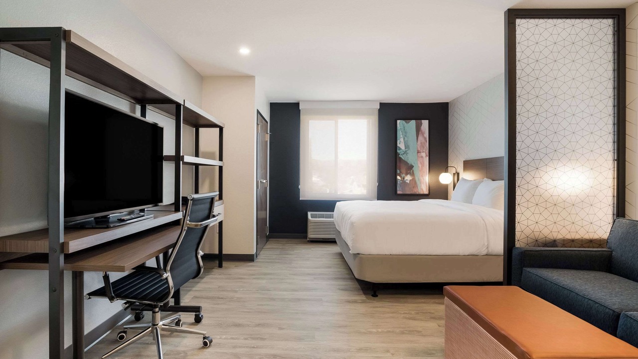 Photo of Bedroom in Corona