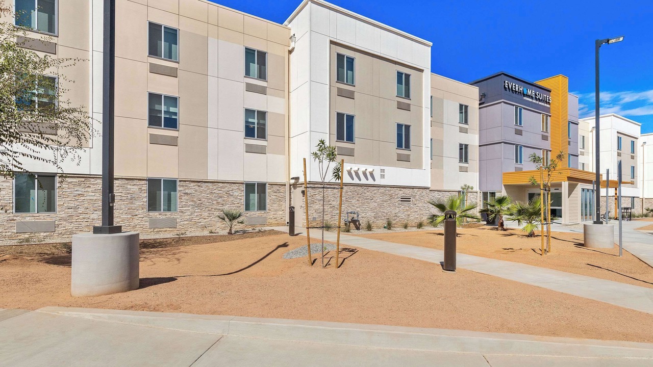 Photo of Outdoor in Corona