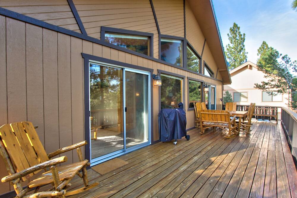 Photo of Patio Balcony in Whispering Forest
