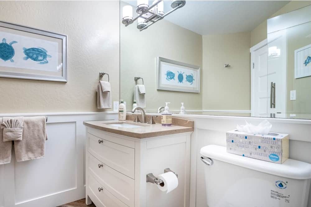 Photo of Bathroom in Pajaro Dunes