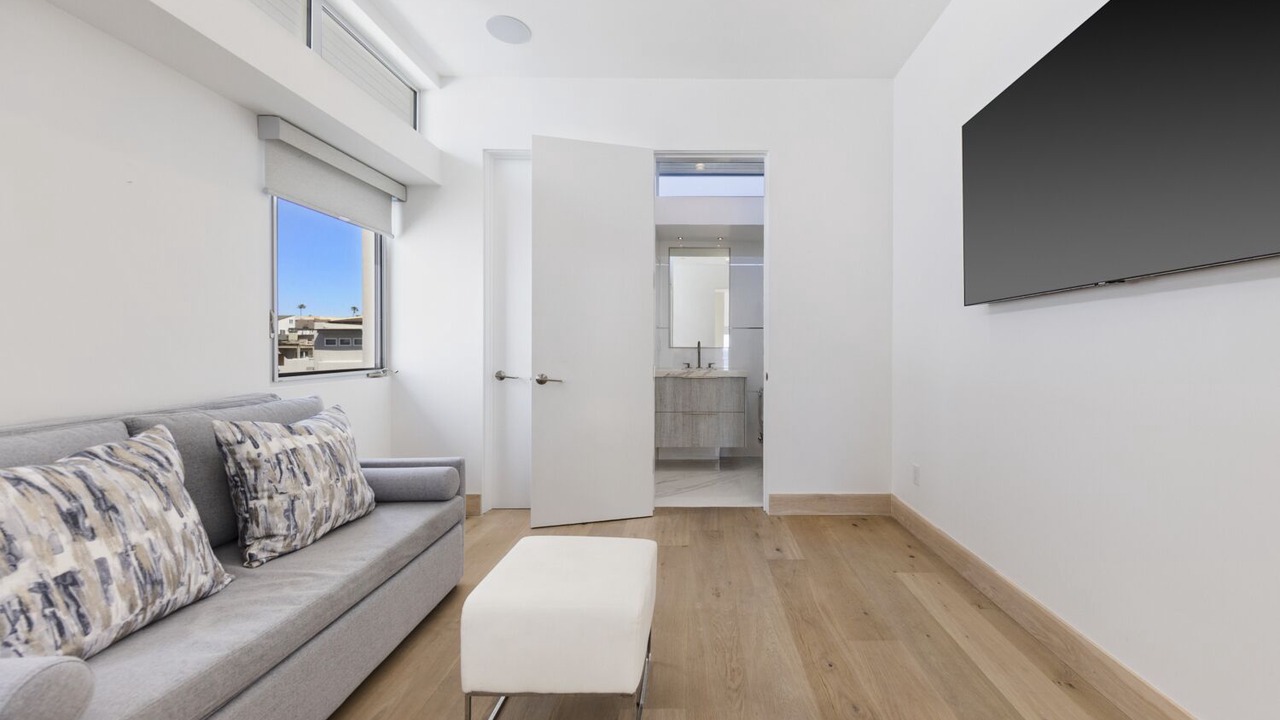 Photo of Livingroom in Hermosa Beach