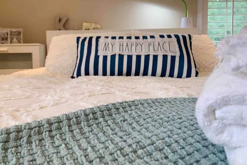 Photo of Bedroom in Tustin