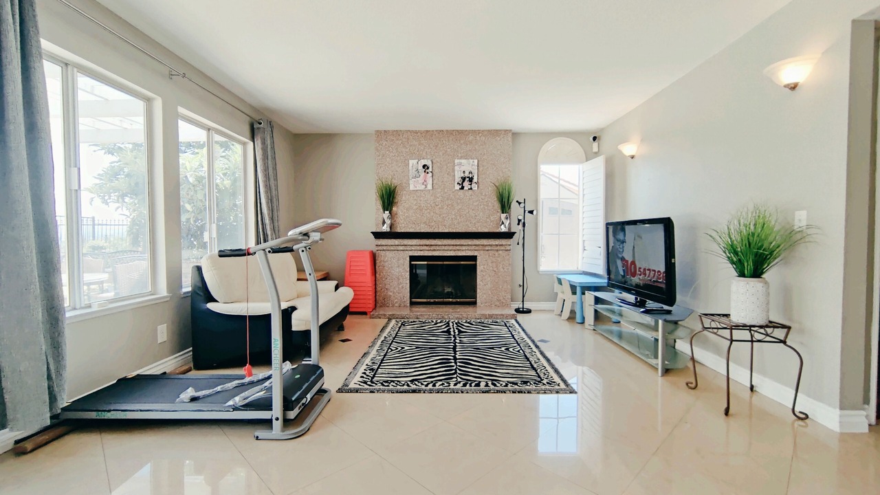 Photo of Livingroom in Rowland Heights