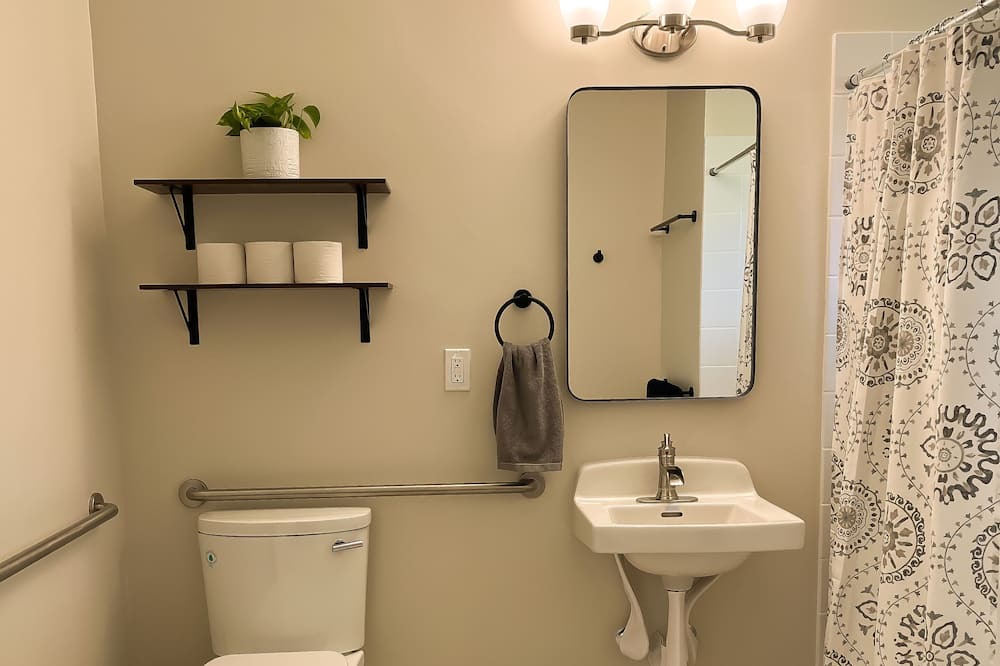 Photo of Bathroom in Grass Valley