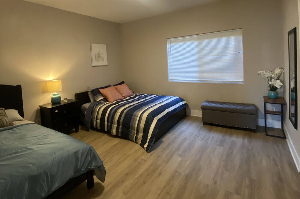 Photo of Bedroom in Fountain Valley