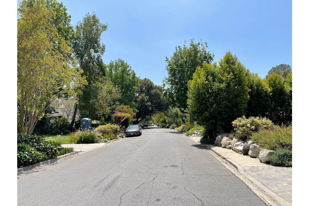 Photo of Outdoor in Altadena