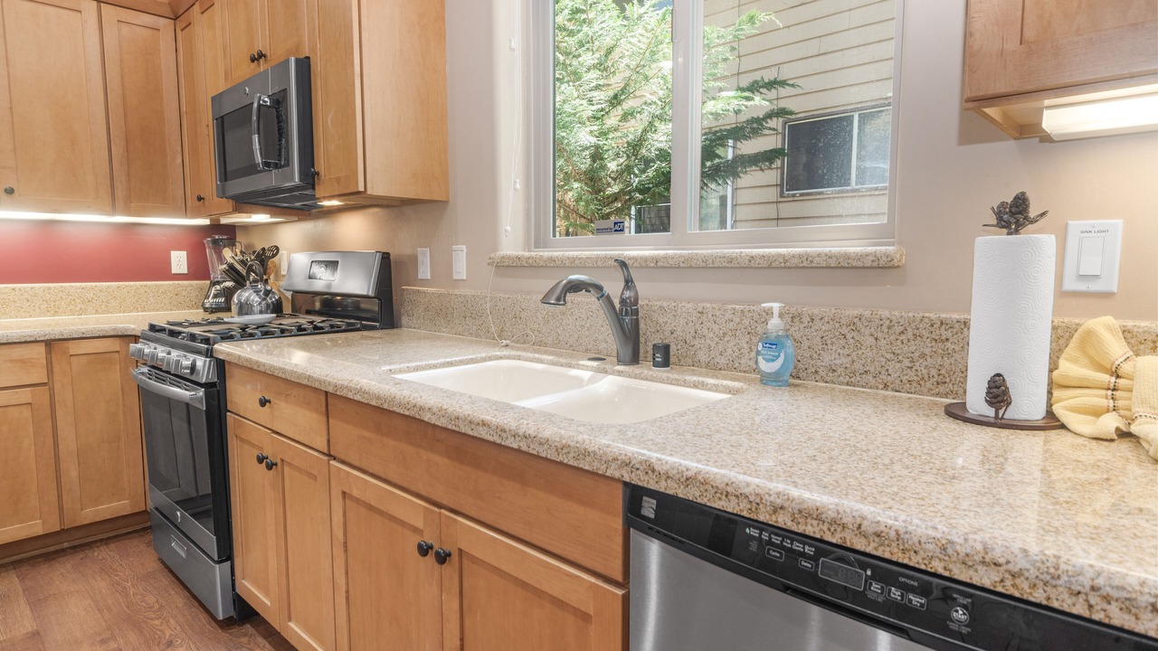 Photo of Kitchen in Summit Estates