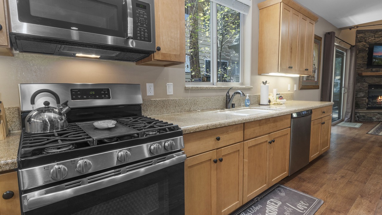 Photo of Kitchen in Summit Estates