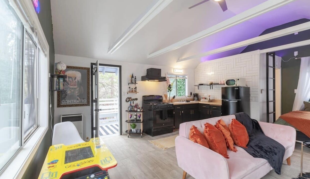 Photo of Livingroom in Arrowbear Lake