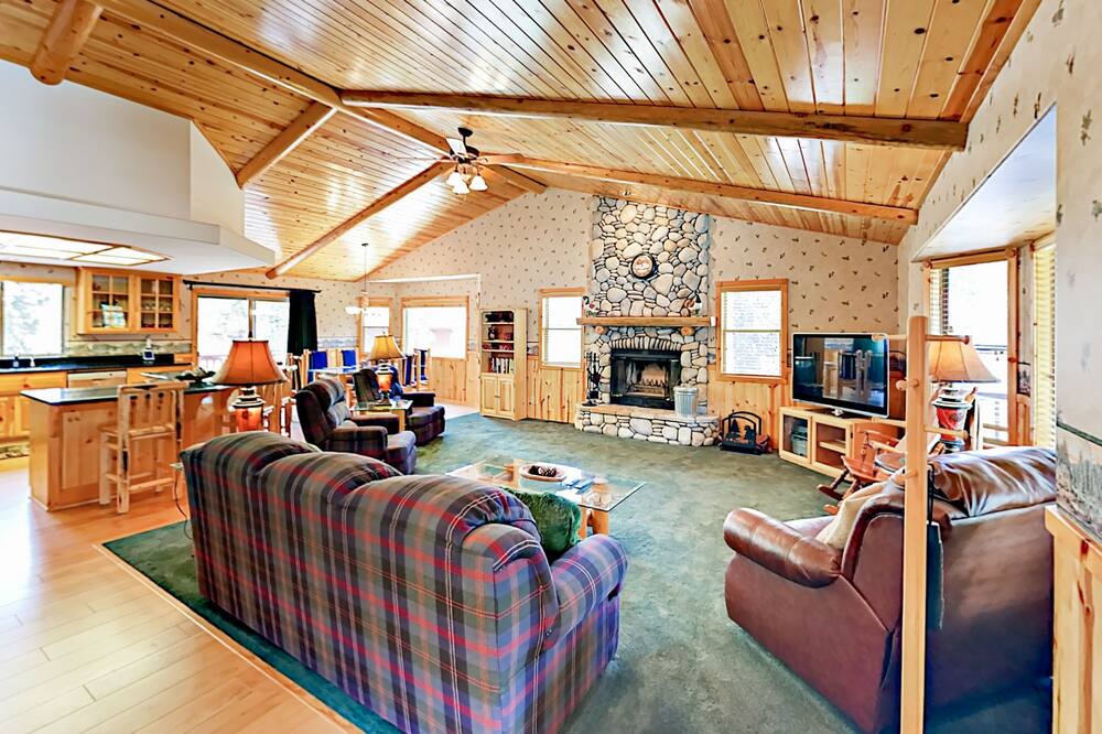 Photo of Others in Eagle Mountain Estates
