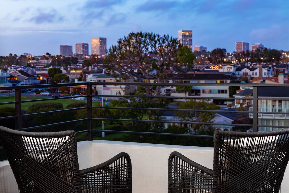 Photo of Patio Balcony in Corona del Mar
