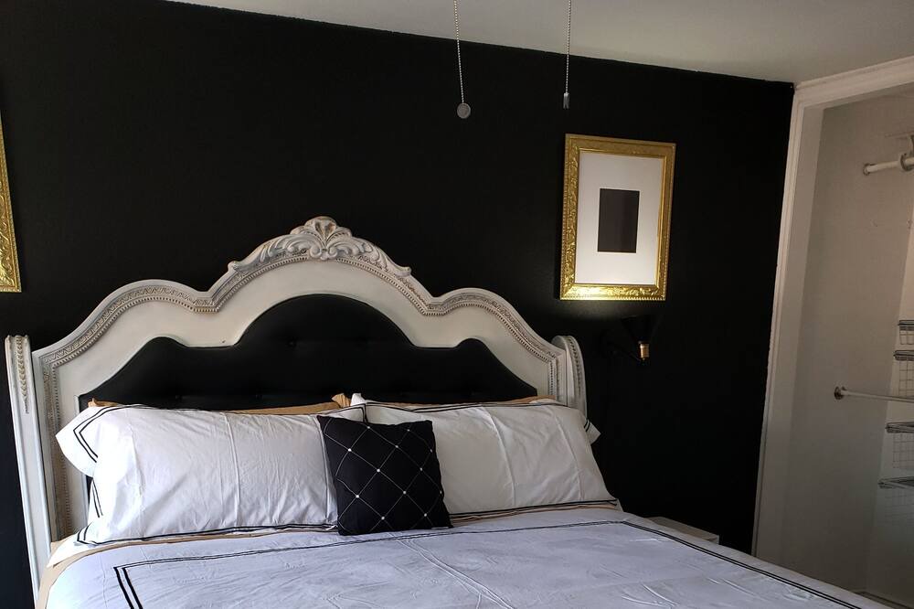 Photo of Bedroom in Chino