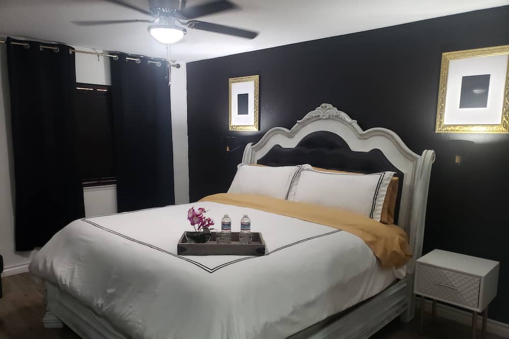 Photo of Bedroom in Chino