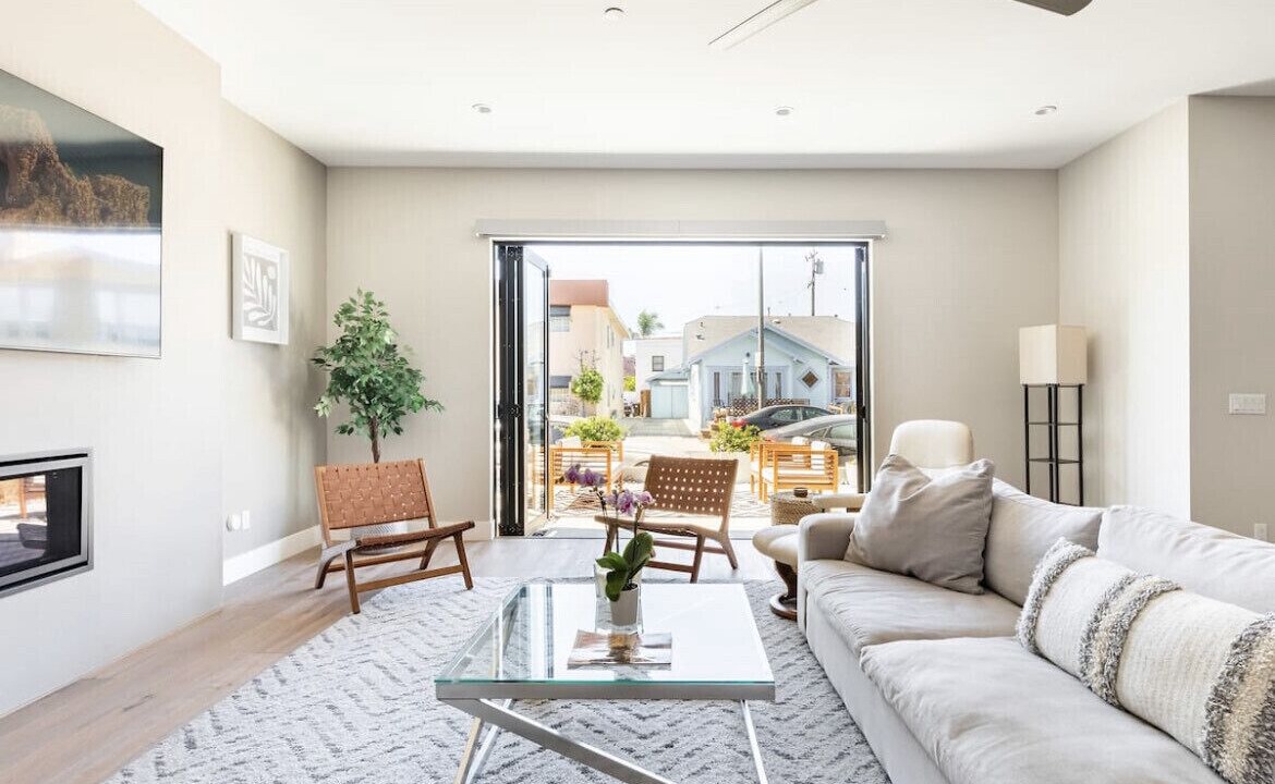 Photo of Livingroom in Belmont Heights