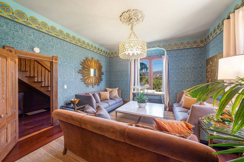 Photo of Livingroom in Geyserville
