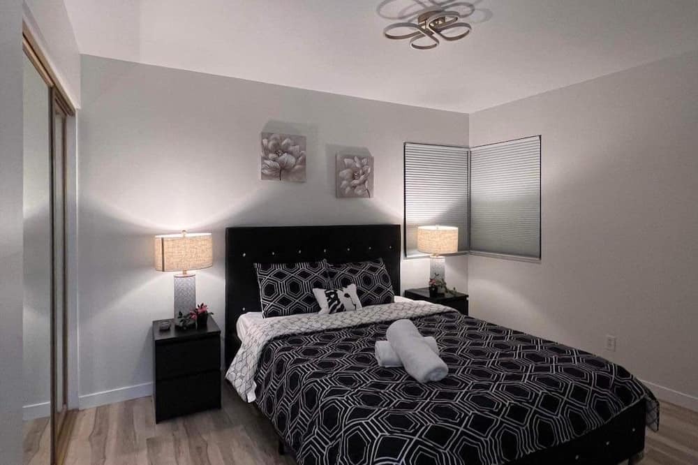 Photo of Bedroom in Fountain Valley
