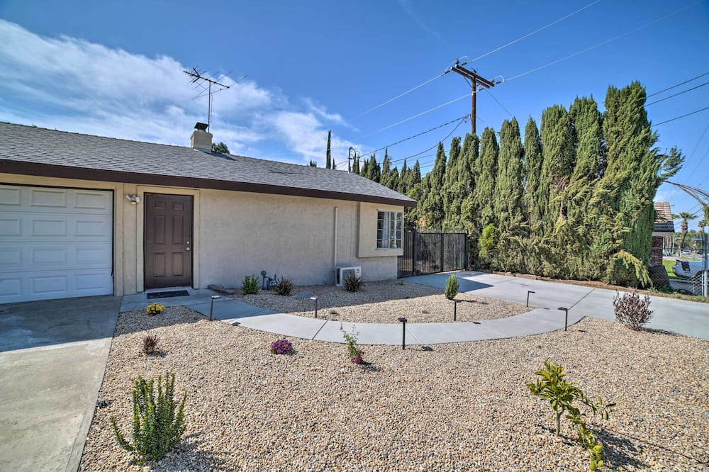 Photo of Outdoor in Corona