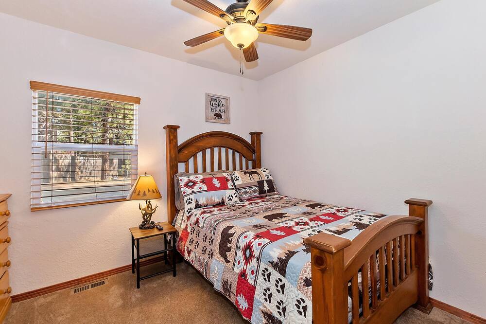 Photo of Bedroom in Boulder Bay