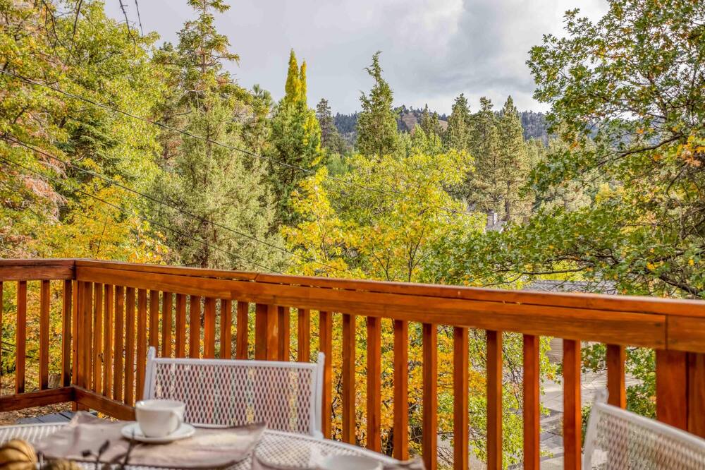 Photo of Outdoor in Upper Moonridge