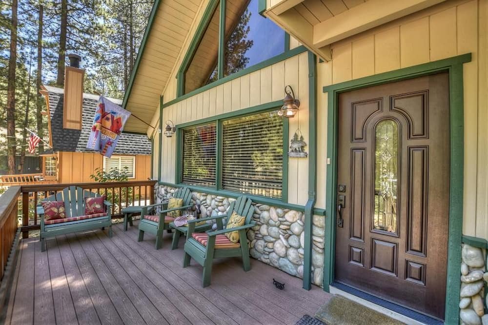 Photo of Patio Balcony in Summit Estates