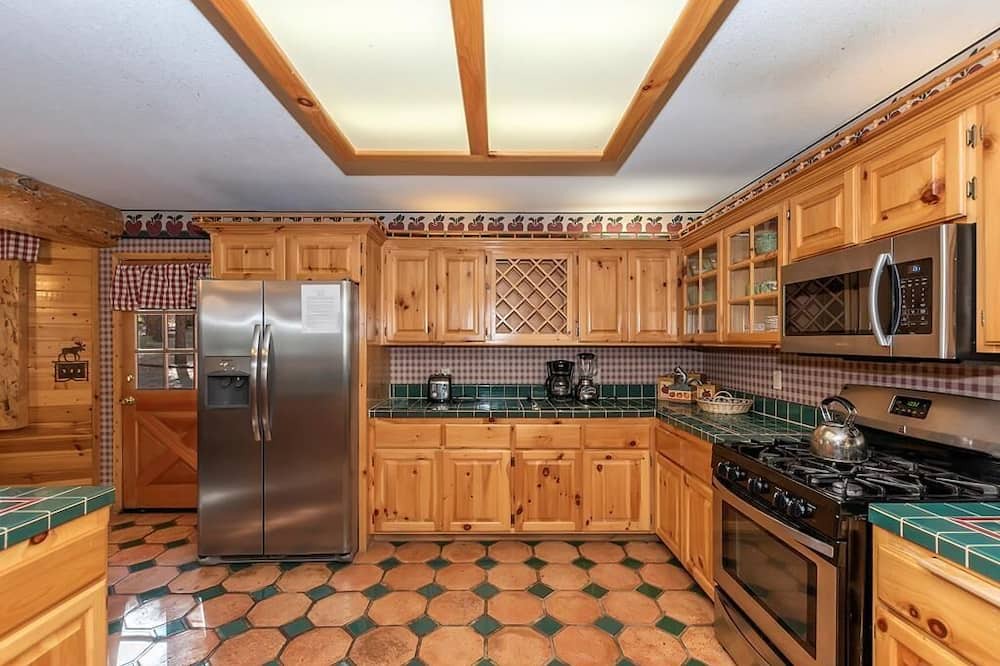 Photo of Kitchen in Eagle Mountain Estates
