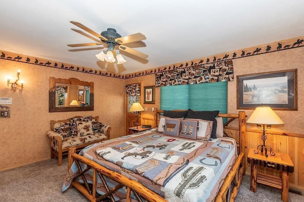 Photo of Bedroom in Eagle Mountain Estates