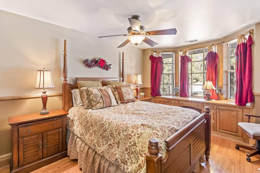 Photo of Bedroom in Fox Farm