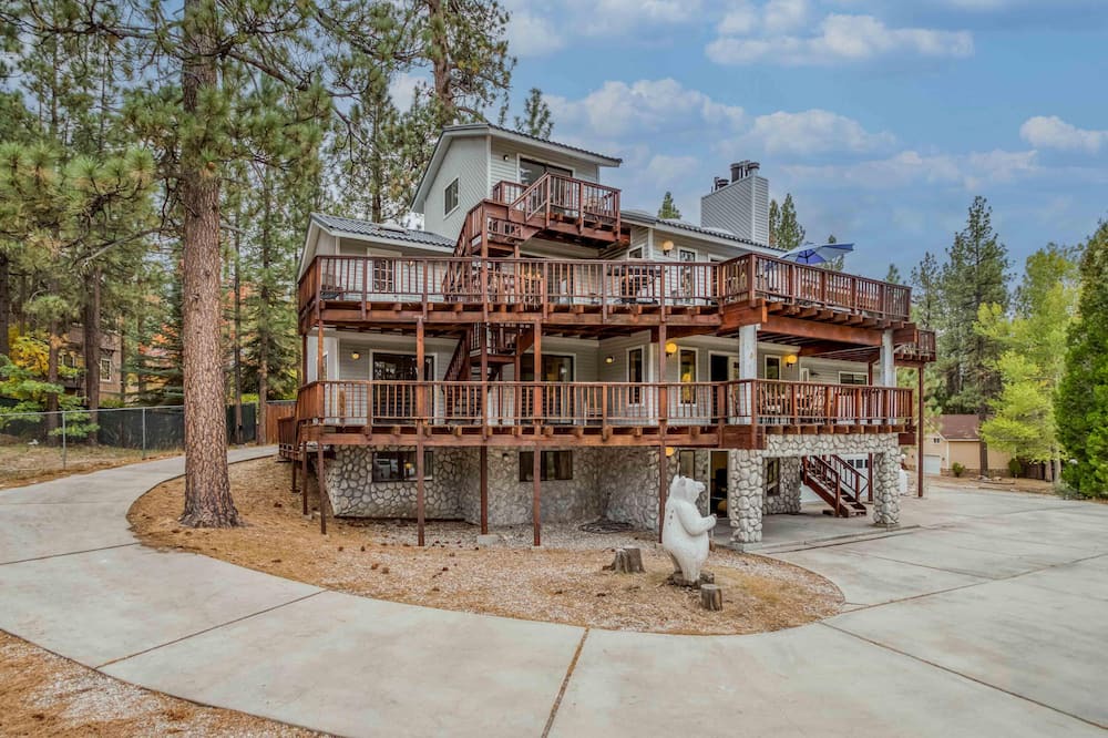 Photo of Outdoor in Fox Farm