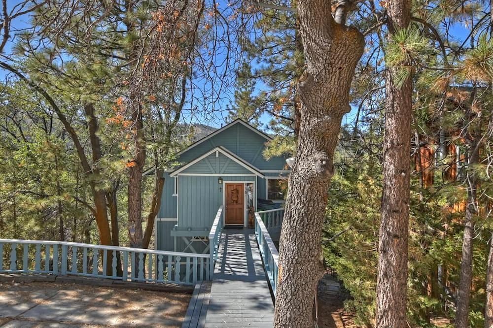 Photo of Outdoor in Upper Moonridge