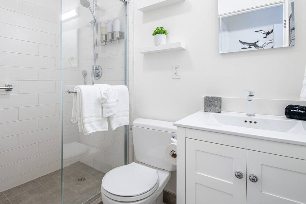 Photo of Bathroom in La Selva Beach