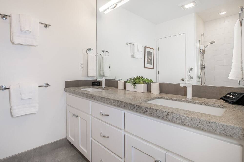 Photo of Bathroom in La Selva Beach