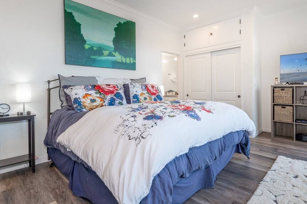 Photo of Bedroom in La Selva Beach