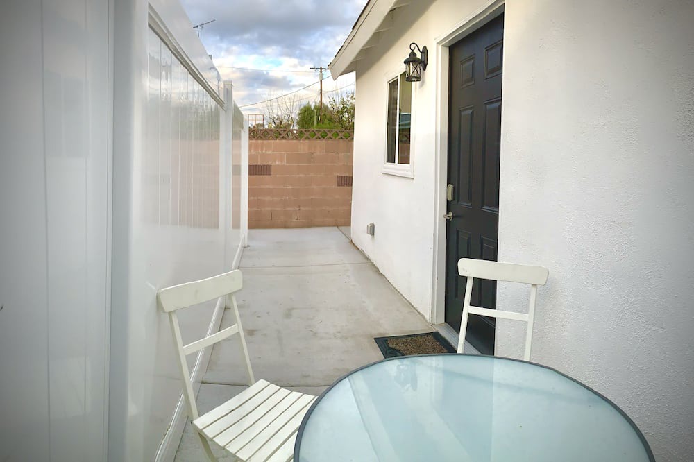 Photo of Patio Balcony in North Hills West