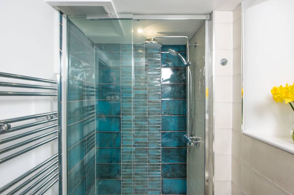 Photo of Bathroom in Little Petherick