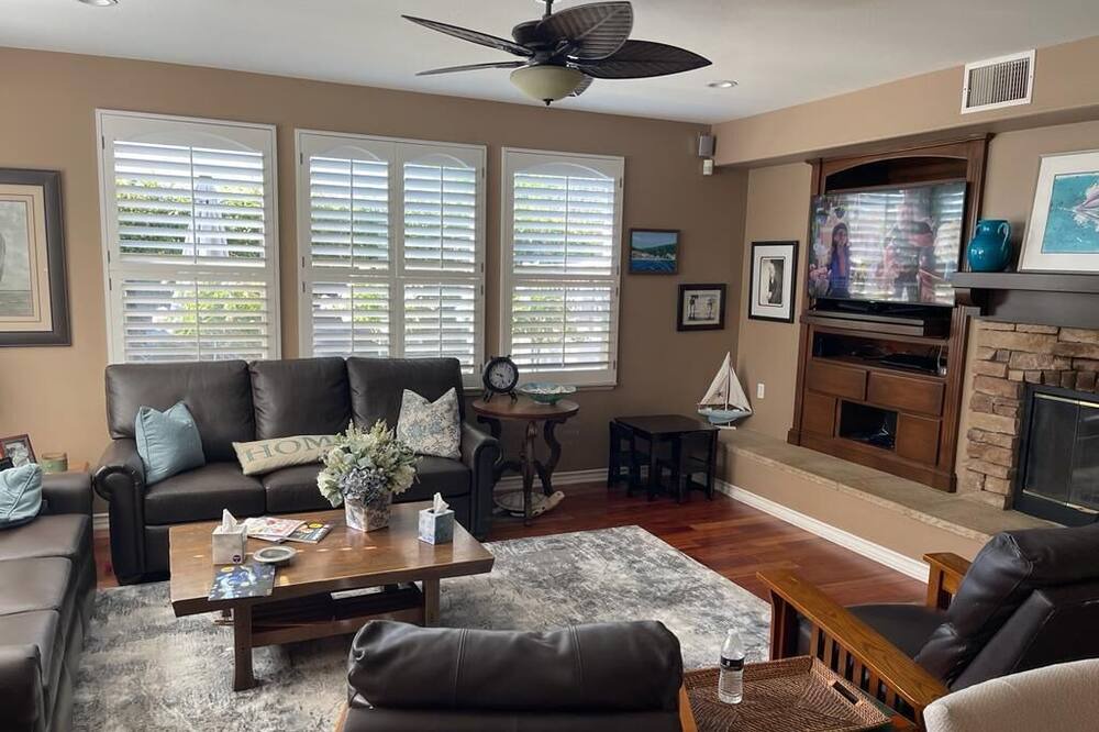 Photo of Bedroom in Goleta