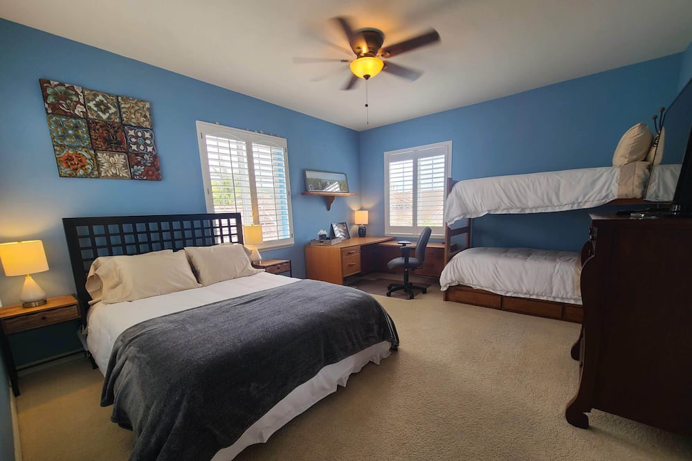 Photo of Bedroom in Goleta