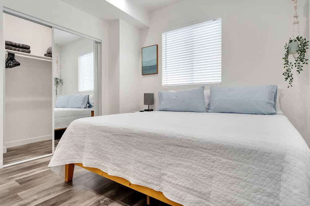Photo of Bedroom in South Montebello