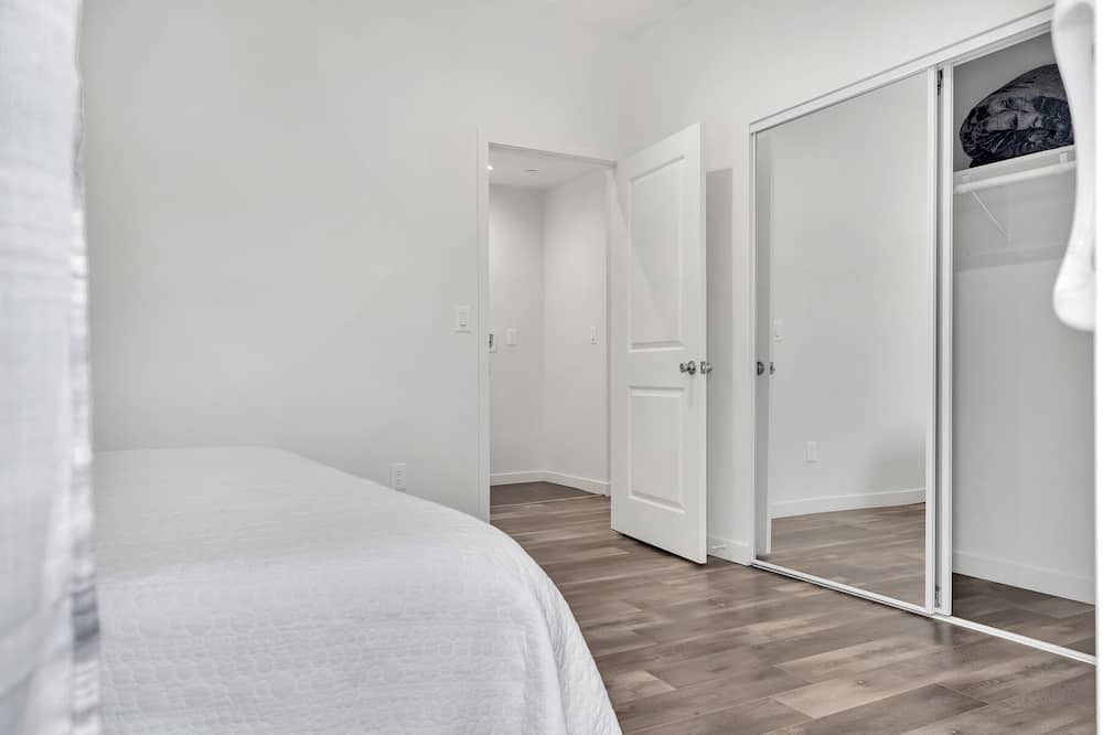 Photo of Bedroom in South Montebello